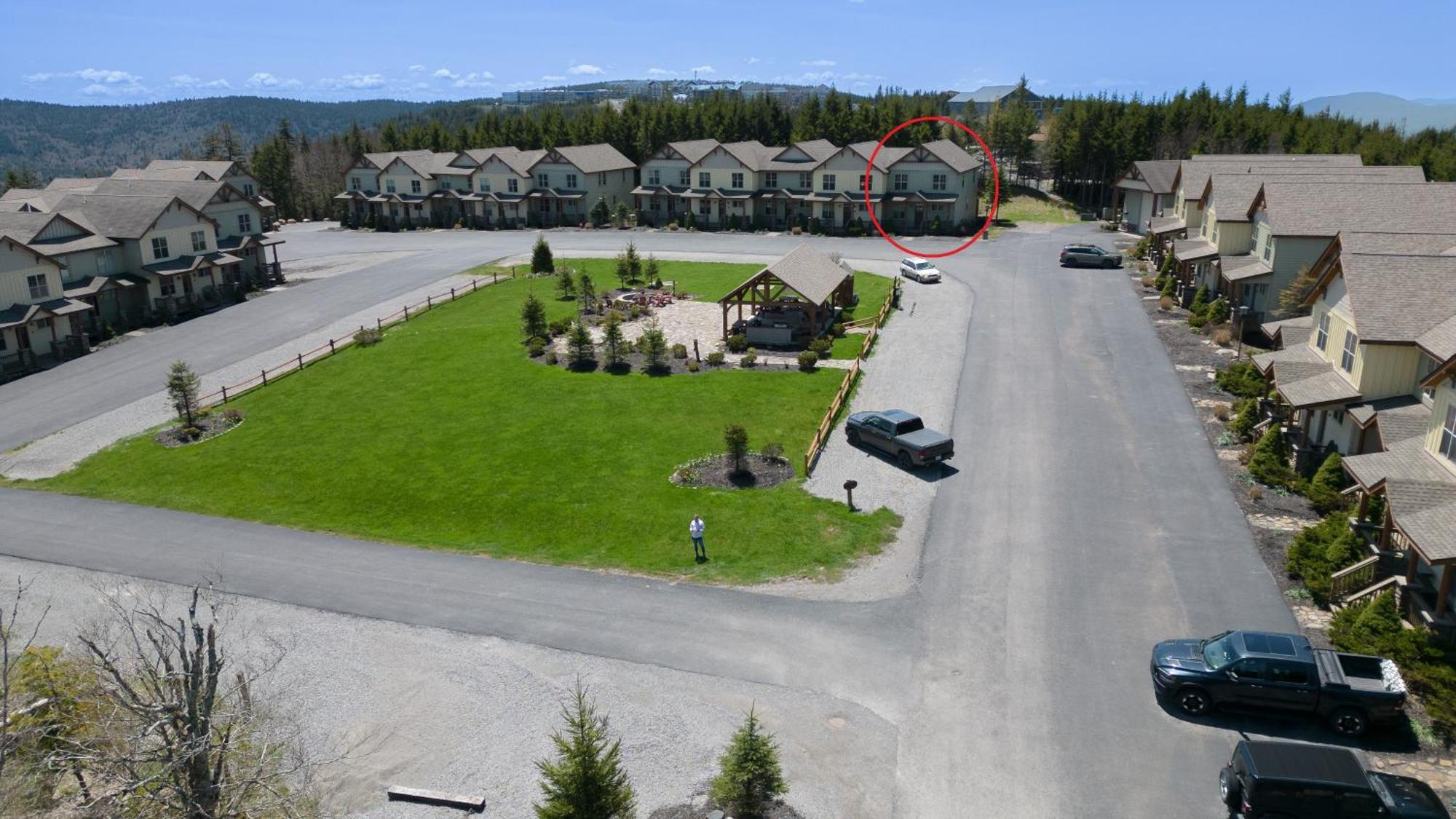 Bbc11 2 Story Townhouse In Black Bear Crossing With Slope Access スノーシュー エクステリア 写真